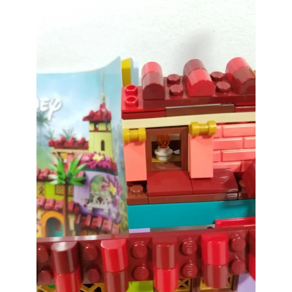 Lego The Madrigal House 43202 Disney Encanto With Instructions